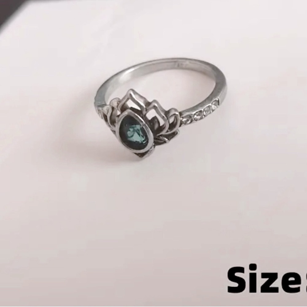 1pc New🔥Retro Lotus Droplet Shaped Ring, Bohemian size 7